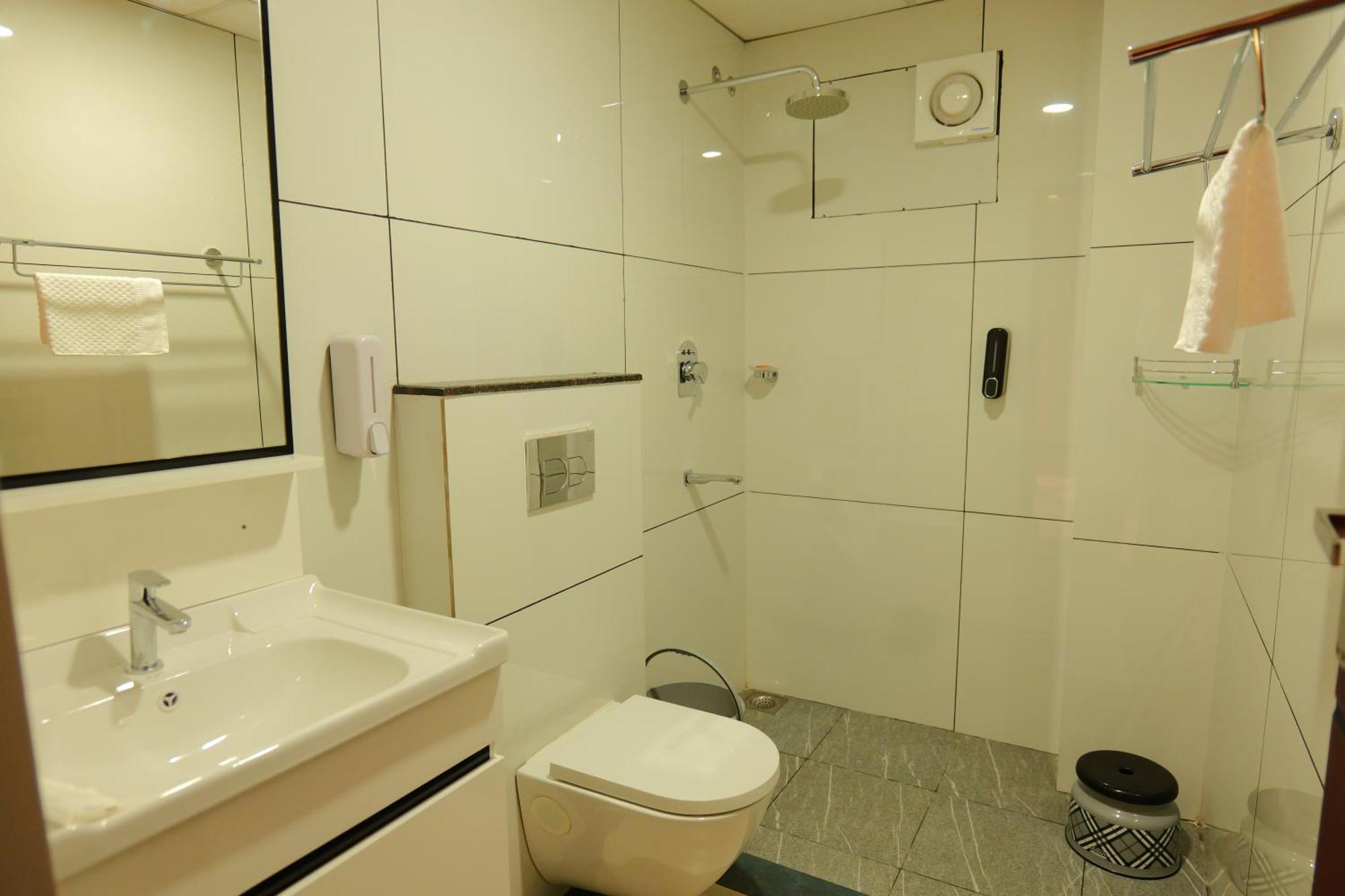 Hotel Classico International Kannangad Екстер'єр фото