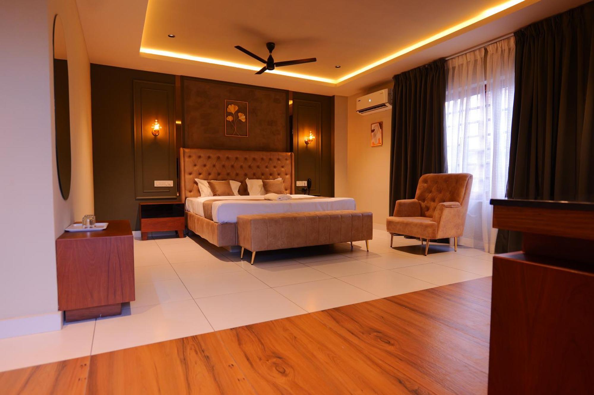 Hotel Classico International Kannangad Екстер'єр фото
